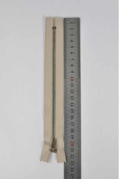 ZIP051  2號拉鏈  青古銅拉鏈 金屬單頭拉鏈 密尾拉鏈 不設單獨拉鍊訂購 45度照